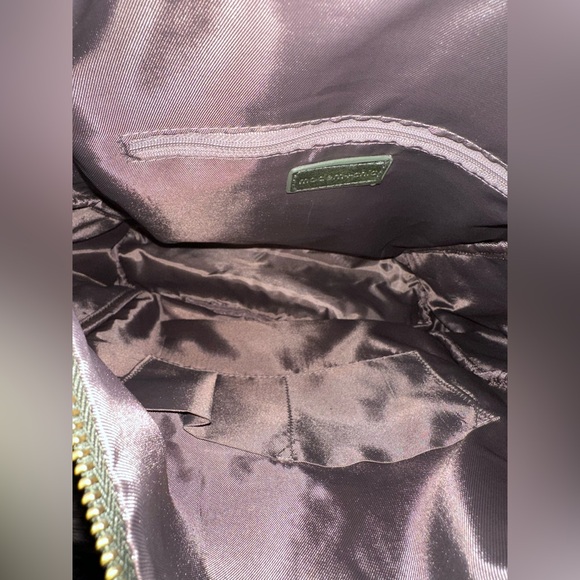 Modern+Chic Brielle green backpack - Picture 7 of 11